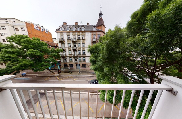petite france 63m2 with 1 free parking 2br
