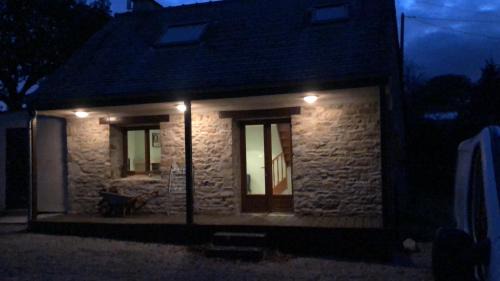 Petite maison de campagne avec jacuzzi