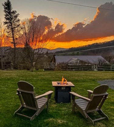 Petite Retreat