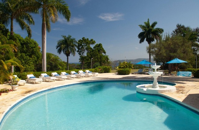 Pharos Summertime - Ocean Views - 7 bedrooms