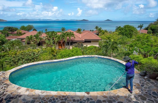 Piccolo Del Sole in Mahoe Bay by Personal Villas - Overlooking the Sea