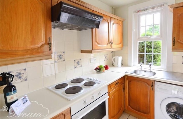 PIPPINS, pet friendly, with a garden in Dorchester