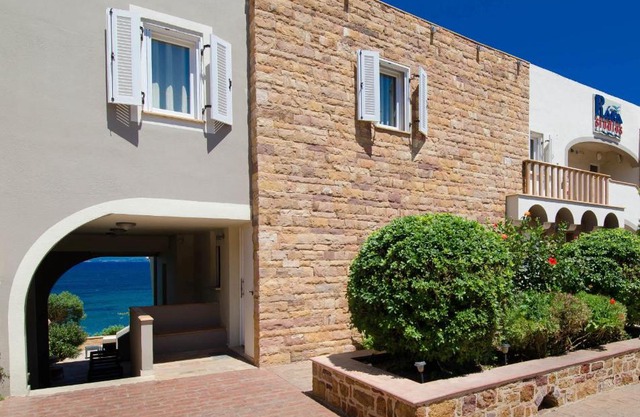 Plaka Studios