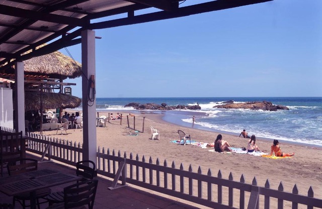 Playa Roca Beach Hotel