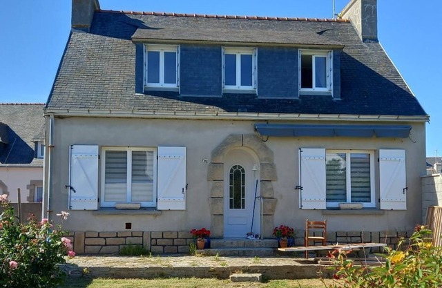 Pleasant house near the port