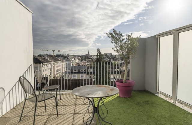 Pleasant love nest with a lovely balcony