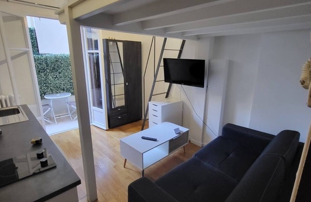 Pleasant, quiet studio apartment