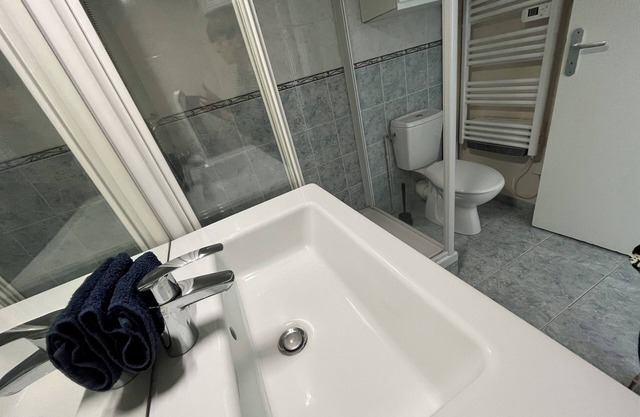 PLEINE MER Front de Mer - 1st Et. Elevator - 4P - Parking - Wifi - Linen Ok