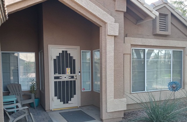 Pool, Hot Tub, Quiet Neighborhood, Near Park, Bikes for Adults & Kids, Games