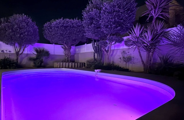 POOL & MEDITERRANEAN ELEGANCE