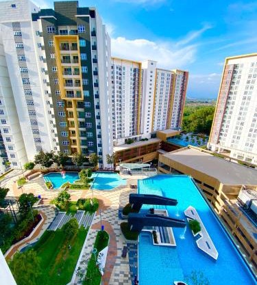 Pool View Suites at Mesahill Nilai by D'KAY HOMES, near USIM KLIA