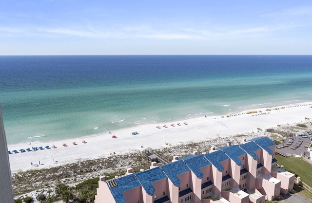 Posh Beachfront Penthouse With Spectacular Gulf Views Tops'l Tides 1507
