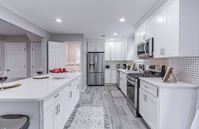 Posh Living Spacious 4-bedroom Duplex in lovely Plainfield