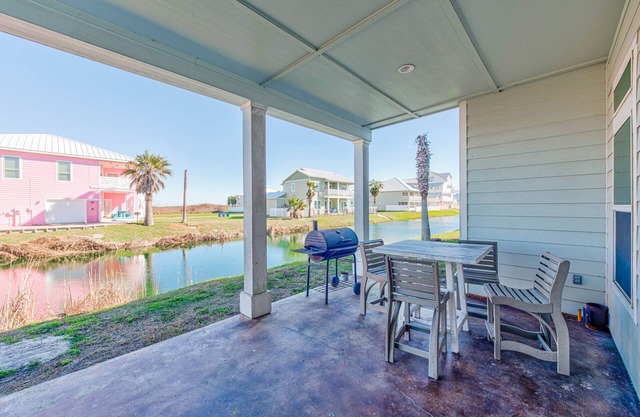 Postcard from Paradise | Pet Friendly, Shared Pool