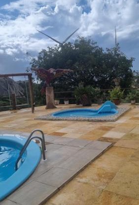 Pousada e Restaurante La na roça - Belezas do Monte Chalé e Suíte