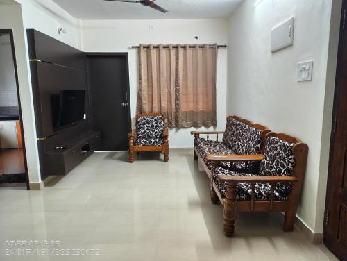 Prateek's apartment near to the Krishna mutt