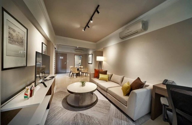 Premier 3BR Near Great World MRT Station Singapore CBD