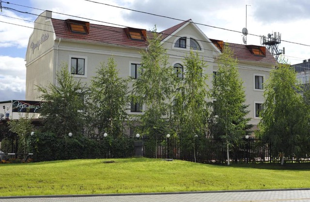 Premier Hotel