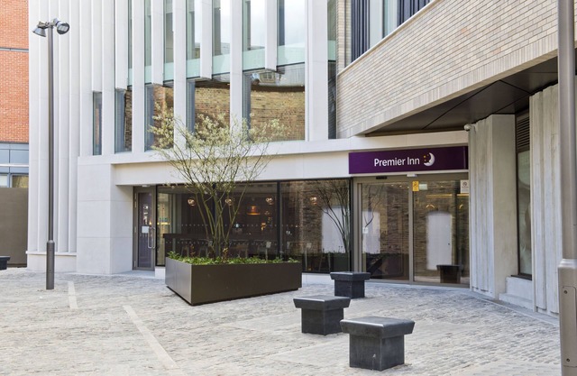 Premier Inn London Southwark - High St