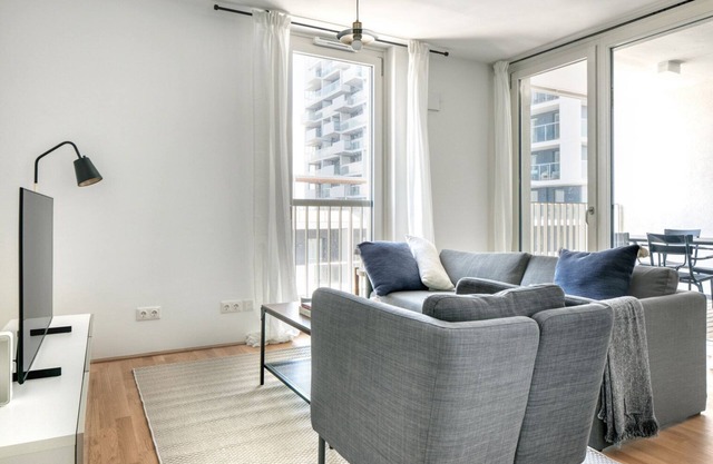 Premium 2 BR w/Gym & Loggia, near U2 with Donau View, by Blueground