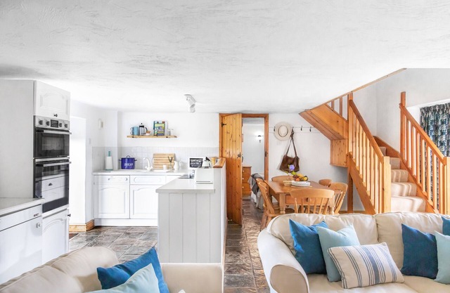 Premium Cottage with Sea View Wistaria Cottage at Downe Cottages