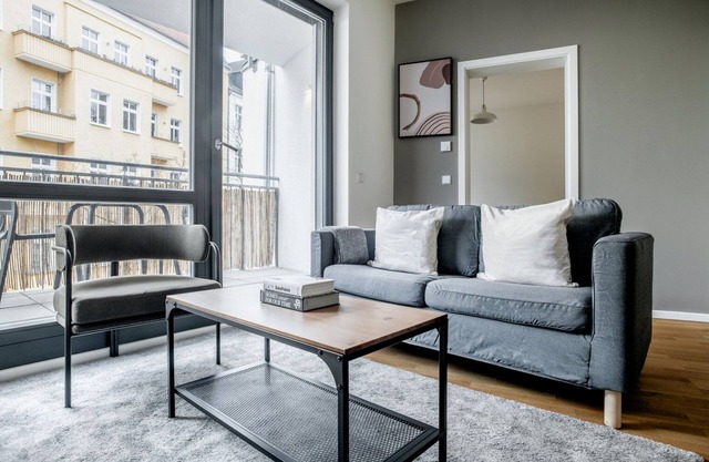 Premium Friedrichshain 2BR nr Frankfurter Tor, by Blueground
