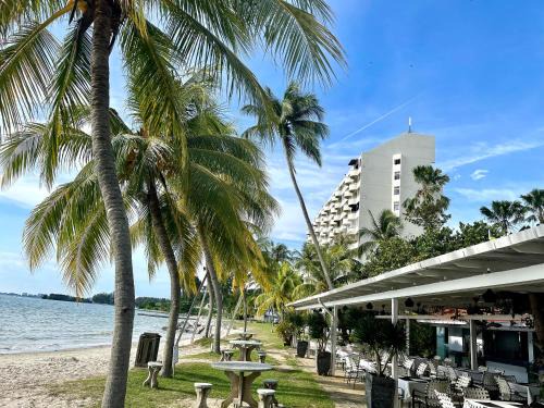 Premium Regency Tanjung Tuan - Idealhub