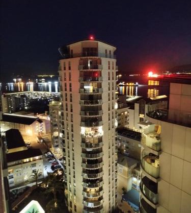 Premium Studio with Sea Views and Pool