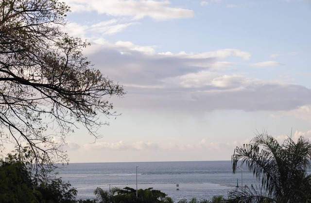 Premium suite near the airport with WiFi and air conditioning