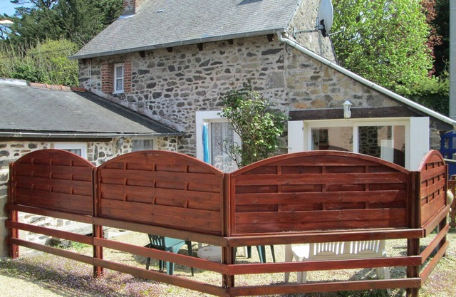 pretty fisherman's house in saint quay portrieux (22) classified 2 *