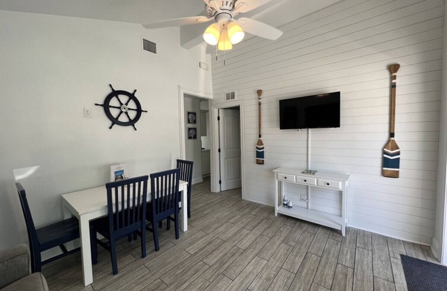 Private 2BR bungalow #10