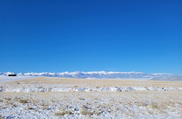 Private 3BD Home with Beautiful Mountain Views on 3 Acres - Foosball, Smart TV