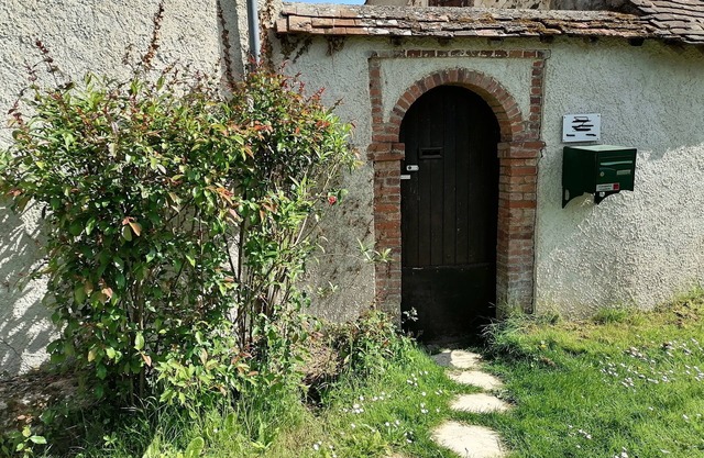 Private 4-bedroom house near Chartres and Rambouillet