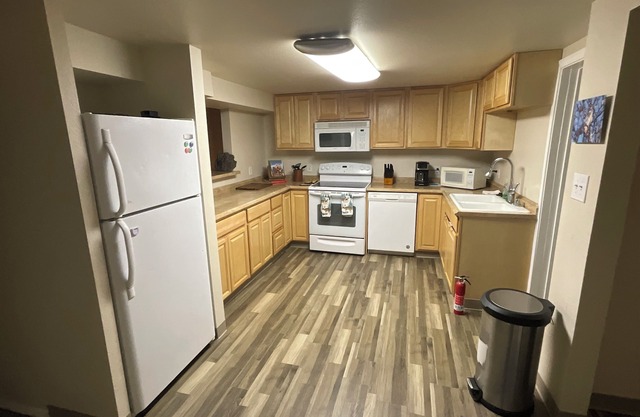 Private and comfortable house apartment near Anchorage airport.