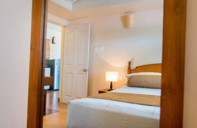 Private apartment in Royal Palms 2