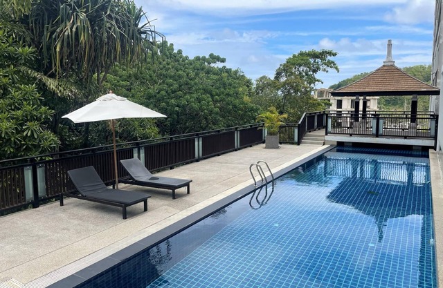 Private apartment with jungle view Kamala Falls U11