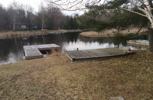 Private Beach Cottage near Pointe au Baril/Parry Sound