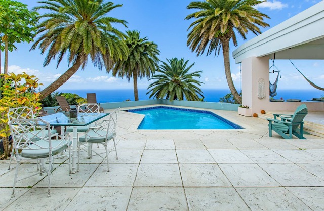 Private, Beautiful, Serene, Secluded retreat style Villa