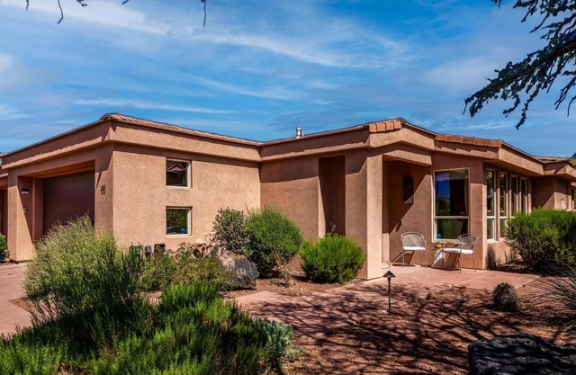 Private Entrada Townhome Gated Community