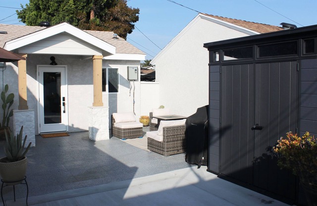 Private Guesthouse in Lakewood
