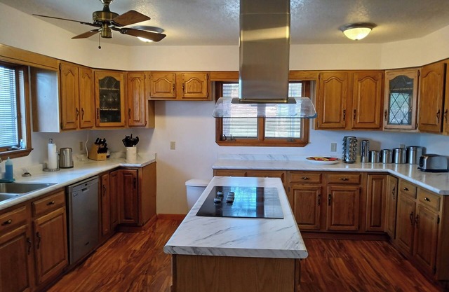 Private oasis nestled in the heart of Fort Davis.