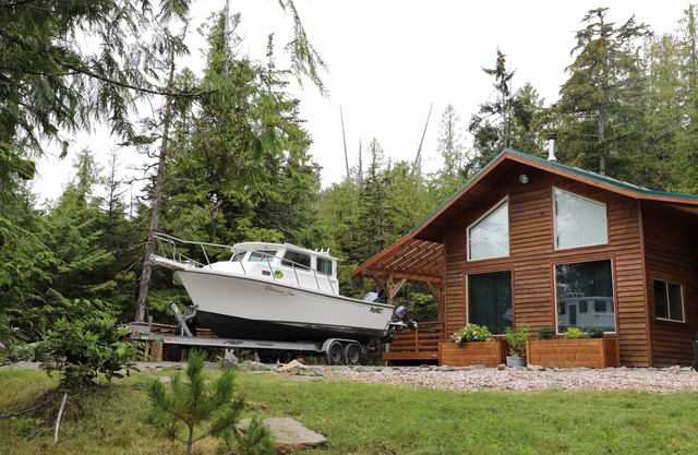 Private, spacious retreat at Mt. Point. Generous covered porch. No added fees.