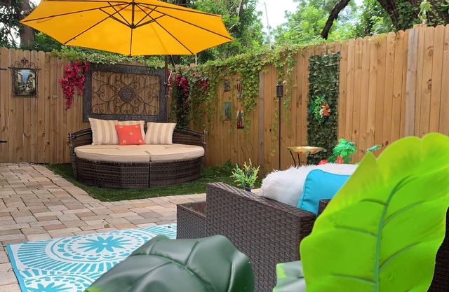 Private Studio · Near Siesta Key · Pet Friendly