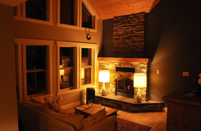 Private West-Coast Inspired Cabin in the Woods