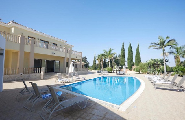 Protaras Holiday Villa Pa7 Private 7 Bedroom villa