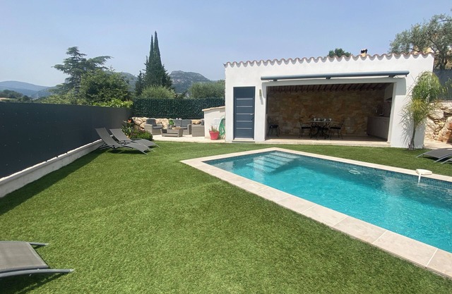 Provencal detached villa