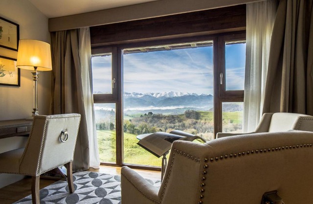 Puebloastur Eco Resort Hotel & Spa
