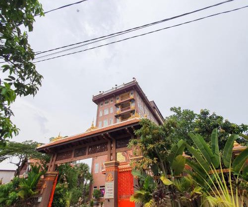Puok Hotel
