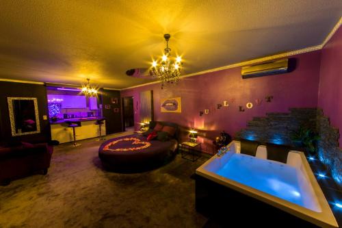 Purple Lovt