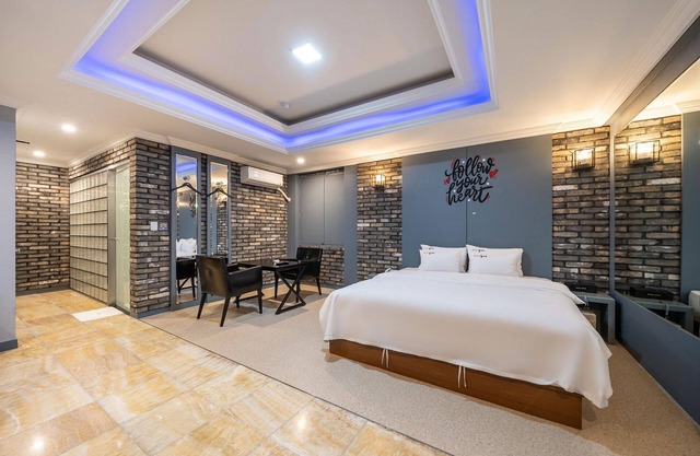 Pyeongtaek Gallery Hotel
